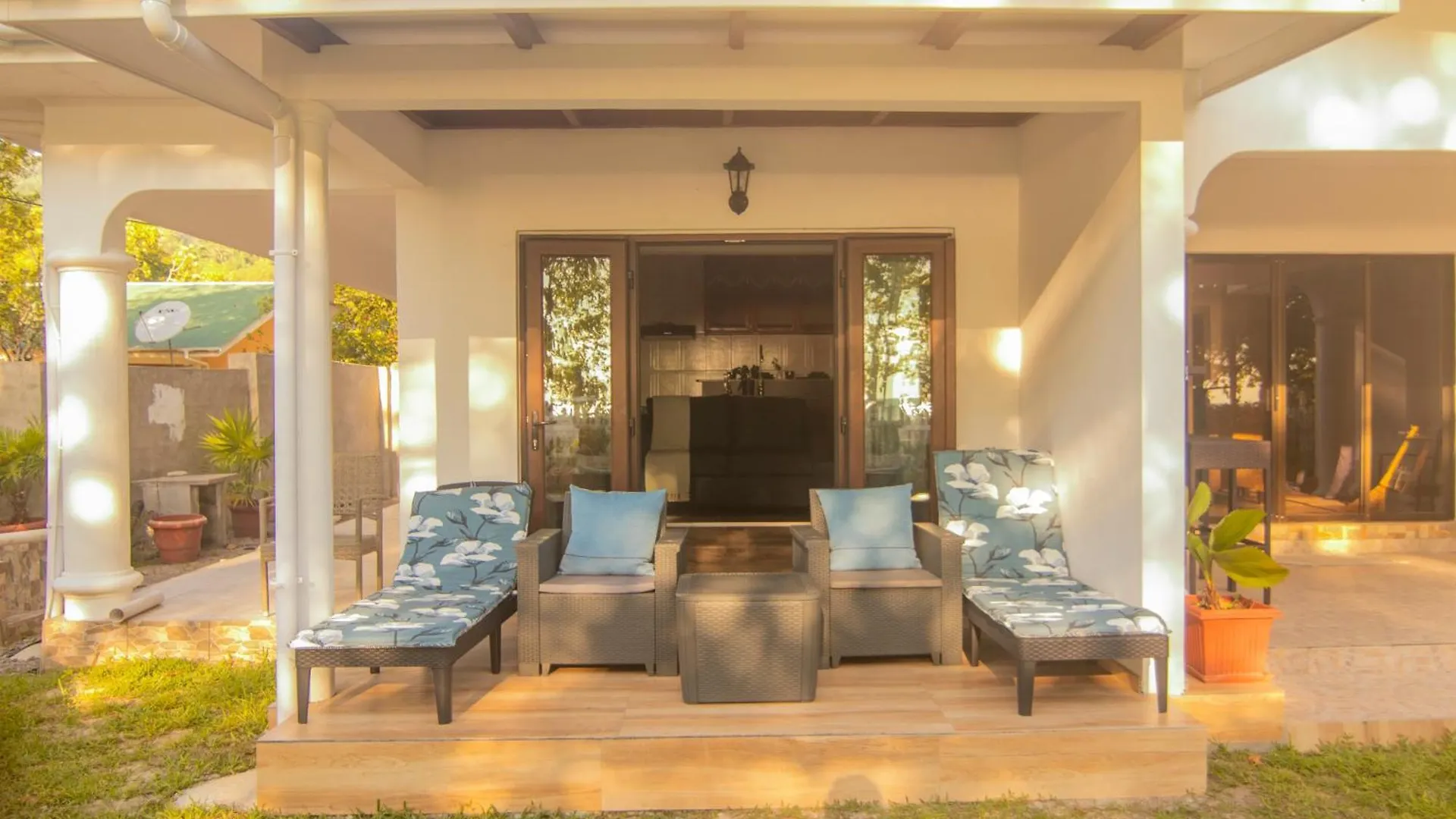 Chello'S Villa Mahe Island 0*,